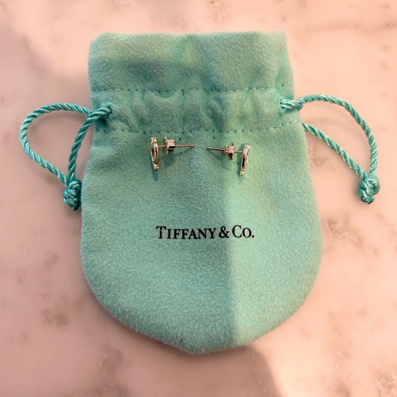 Tiffany & Co. Paloma Picasso Loving heart earrings - Picture 2 of 2